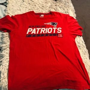 NFL New England Patriots Football T-Shirt XL